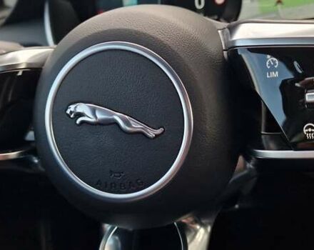 Белый Ягуар I-Pace, объемом двигателя 0 л и пробегом 80 тыс. км за 26190 $, фото 127 на Automoto.ua