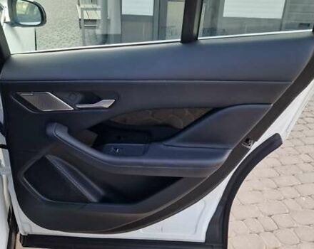 Белый Ягуар I-Pace, объемом двигателя 0 л и пробегом 80 тыс. км за 26190 $, фото 91 на Automoto.ua