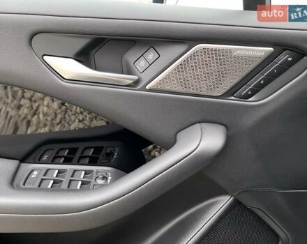 Белый Ягуар I-Pace, объемом двигателя 0 л и пробегом 45 тыс. км за 28700 $, фото 29 на Automoto.ua