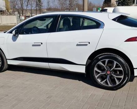 Белый Ягуар I-Pace, объемом двигателя 0 л и пробегом 80 тыс. км за 26190 $, фото 33 на Automoto.ua