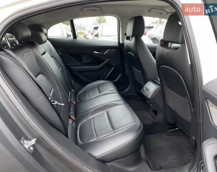 Белый Ягуар I-Pace, объемом двигателя 0 л и пробегом 45 тыс. км за 28700 $, фото 85 на Automoto.ua