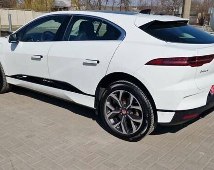 Белый Ягуар I-Pace, объемом двигателя 0 л и пробегом 80 тыс. км за 26190 $, фото 31 на Automoto.ua