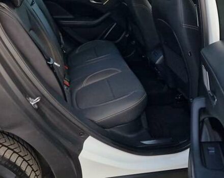 Белый Ягуар I-Pace, объемом двигателя 0 л и пробегом 80 тыс. км за 26190 $, фото 92 на Automoto.ua