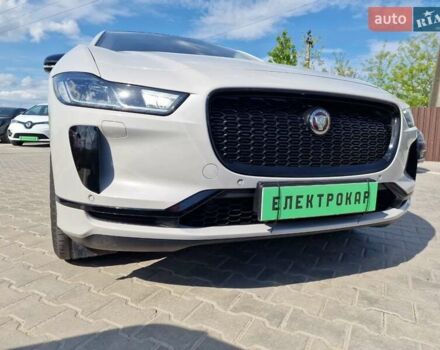 Білий Ягуар I-Pace, об'ємом двигуна 0 л та пробігом 98 тис. км за 28300 $, фото 3 на Automoto.ua