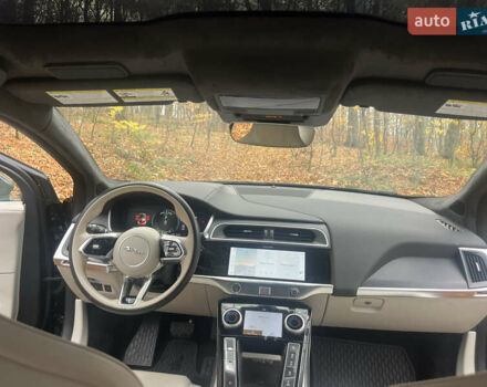 Белый Ягуар I-Pace, объемом двигателя 0 л и пробегом 36 тыс. км за 36999 $, фото 88 на Automoto.ua
