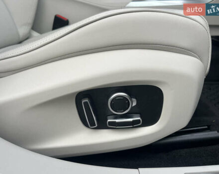 Белый Ягуар I-Pace, объемом двигателя 0 л и пробегом 28 тыс. км за 36999 $, фото 47 на Automoto.ua