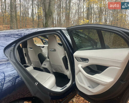 Белый Ягуар I-Pace, объемом двигателя 0 л и пробегом 36 тыс. км за 36999 $, фото 98 на Automoto.ua
