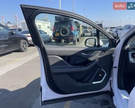 Білий Ягуар I-Pace, об'ємом двигуна 0 л та пробігом 15 тис. км за 46200 $, фото 12 на Automoto.ua