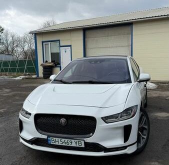 Белый Ягуар I-Pace, объемом двигателя 0 л и пробегом 45 тыс. км за 25000 $, фото 1 на Automoto.ua