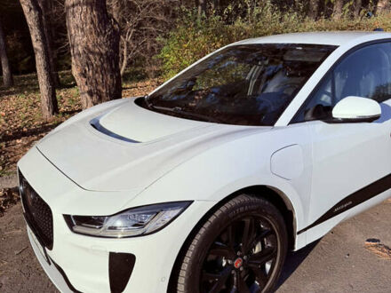 Белый Ягуар I-Pace, объемом двигателя 0 л и пробегом 72 тыс. км за 27000 $, фото 1 на Automoto.ua