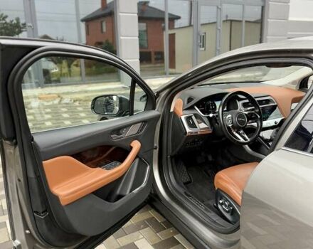 Бежевый Ягуар I-Pace, объемом двигателя 0 л и пробегом 149 тыс. км за 26100 $, фото 47 на Automoto.ua