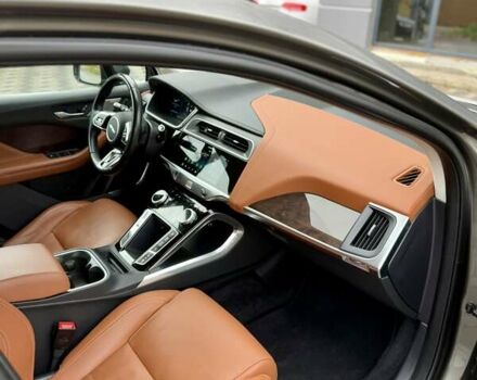 Бежевый Ягуар I-Pace, объемом двигателя 0 л и пробегом 149 тыс. км за 26100 $, фото 53 на Automoto.ua