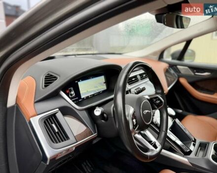 Бежевый Ягуар I-Pace, объемом двигателя 0 л и пробегом 149 тыс. км за 26100 $, фото 84 на Automoto.ua