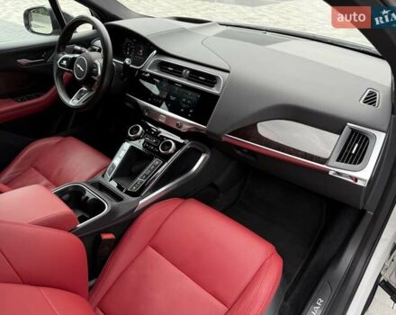 Бежевый Ягуар I-Pace, объемом двигателя 0 л и пробегом 50 тыс. км за 35900 $, фото 39 на Automoto.ua