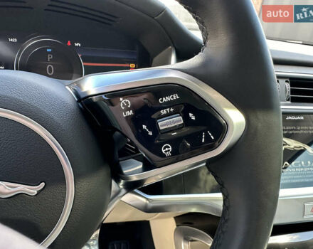Черный Ягуар I-Pace, объемом двигателя 0 л и пробегом 175 тыс. км за 28900 $, фото 82 на Automoto.ua