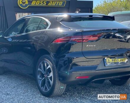 Черный Ягуар I-Pace, объемом двигателя 90 л и пробегом 121 тыс. км за 27100 $, фото 3 на Automoto.ua