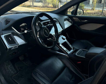 Черный Ягуар I-Pace, объемом двигателя 0 л и пробегом 132 тыс. км за 21900 $, фото 10 на Automoto.ua