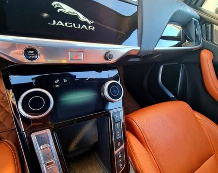 Черный Ягуар I-Pace, объемом двигателя 0 л и пробегом 61 тыс. км за 26000 $, фото 8 на Automoto.ua