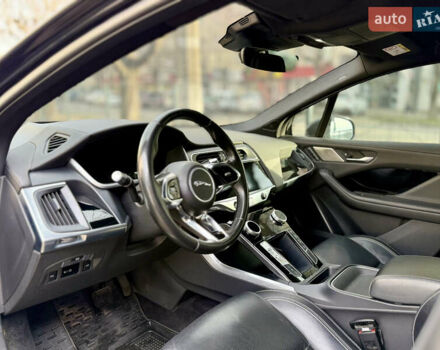 Черный Ягуар I-Pace, объемом двигателя 0 л и пробегом 231 тыс. км за 17500 $, фото 7 на Automoto.ua