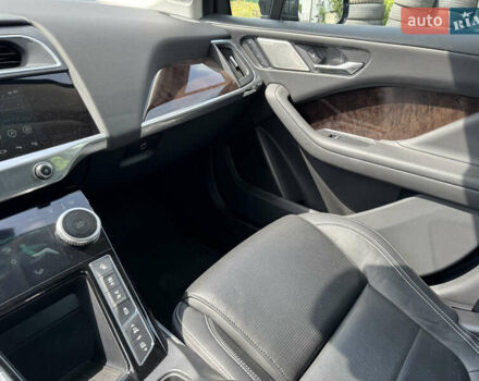 Чорний Ягуар I-Pace, об'ємом двигуна 0 л та пробігом 119 тис. км за 24999 $, фото 17 на Automoto.ua