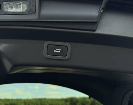 Черный Ягуар I-Pace, объемом двигателя 0 л и пробегом 74 тыс. км за 25500 $, фото 11 на Automoto.ua