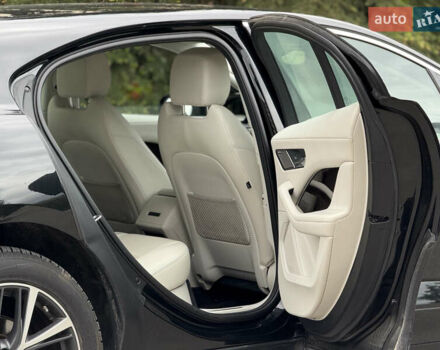 Черный Ягуар I-Pace, объемом двигателя 0 л и пробегом 168 тыс. км за 20500 $, фото 27 на Automoto.ua