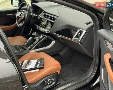 Черный Ягуар I-Pace, объемом двигателя 0 л и пробегом 130 тыс. км за 21900 $, фото 14 на Automoto.ua