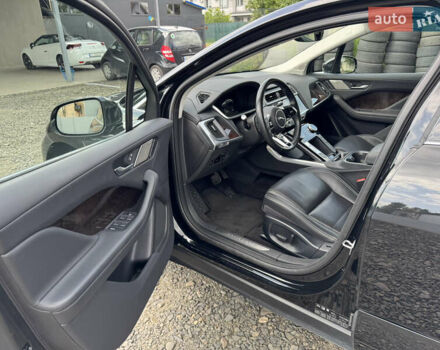 Чорний Ягуар I-Pace, об'ємом двигуна 0 л та пробігом 119 тис. км за 24999 $, фото 13 на Automoto.ua