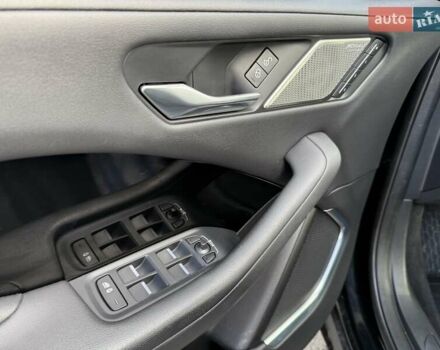 Черный Ягуар I-Pace, объемом двигателя 0 л и пробегом 155 тыс. км за 27000 $, фото 13 на Automoto.ua