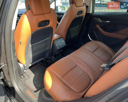 Черный Ягуар I-Pace, объемом двигателя 0 л и пробегом 95 тыс. км за 25500 $, фото 17 на Automoto.ua