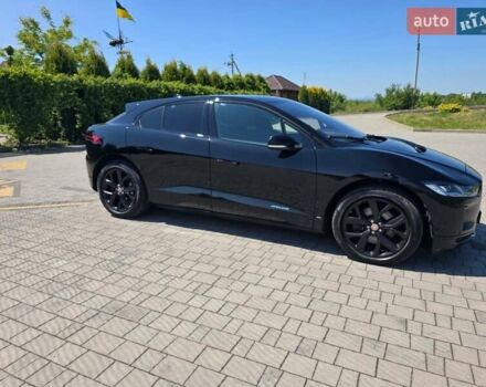 Черный Ягуар I-Pace, объемом двигателя 0 л и пробегом 158 тыс. км за 18499 $, фото 4 на Automoto.ua