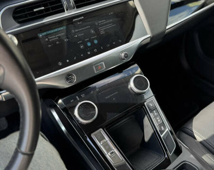 Чорний Ягуар I-Pace, об'ємом двигуна 0 л та пробігом 103 тис. км за 22500 $, фото 6 на Automoto.ua