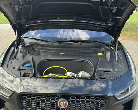 Черный Ягуар I-Pace, объемом двигателя 0 л и пробегом 180 тыс. км за 22500 $, фото 30 на Automoto.ua