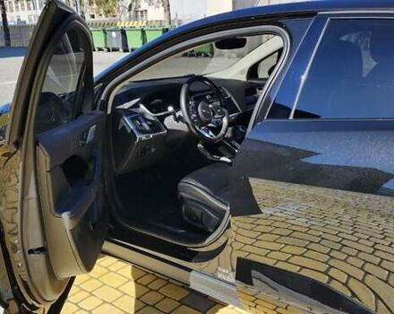 Черный Ягуар I-Pace, объемом двигателя 0 л и пробегом 91 тыс. км за 25000 $, фото 2 на Automoto.ua