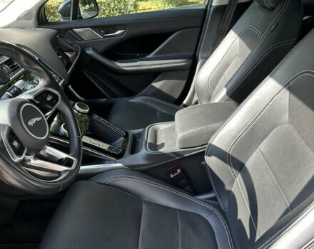 Чорний Ягуар I-Pace, об'ємом двигуна 0 л та пробігом 141 тис. км за 27000 $, фото 12 на Automoto.ua