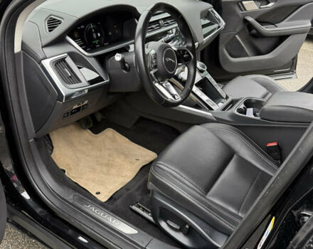 Черный Ягуар I-Pace, объемом двигателя 0 л и пробегом 88 тыс. км за 17900 $, фото 15 на Automoto.ua