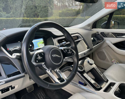 Черный Ягуар I-Pace, объемом двигателя 0 л и пробегом 110 тыс. км за 22600 $, фото 38 на Automoto.ua
