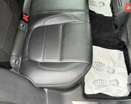 Черный Ягуар I-Pace, объемом двигателя 0 л и пробегом 121 тыс. км за 22500 $, фото 53 на Automoto.ua