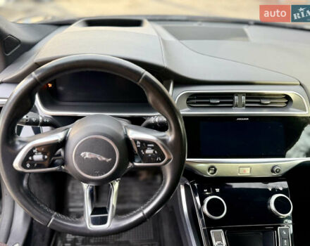 Черный Ягуар I-Pace, объемом двигателя 0 л и пробегом 231 тыс. км за 17500 $, фото 8 на Automoto.ua