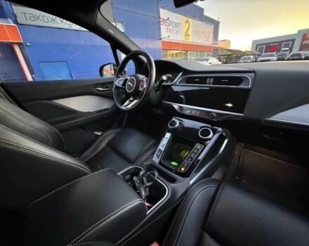 Черный Ягуар I-Pace, объемом двигателя 0 л и пробегом 123 тыс. км за 25599 $, фото 4 на Automoto.ua