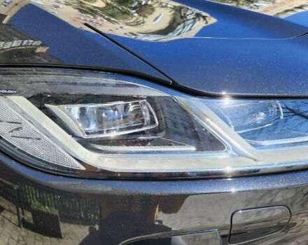 Черный Ягуар I-Pace, объемом двигателя 0 л и пробегом 91 тыс. км за 25000 $, фото 22 на Automoto.ua