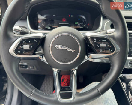 Чорний Ягуар I-Pace, об'ємом двигуна 0 л та пробігом 119 тис. км за 24999 $, фото 25 на Automoto.ua