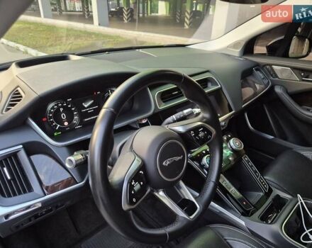 Черный Ягуар I-Pace, объемом двигателя 0 л и пробегом 115 тыс. км за 26500 $, фото 6 на Automoto.ua