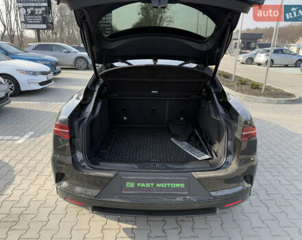 Черный Ягуар I-Pace, объемом двигателя 0 л и пробегом 202 тыс. км за 19100 $, фото 23 на Automoto.ua