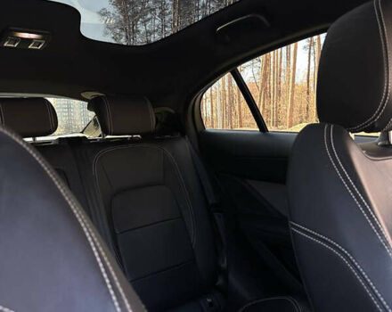 Черный Ягуар I-Pace, объемом двигателя 0 л и пробегом 132 тыс. км за 21900 $, фото 12 на Automoto.ua