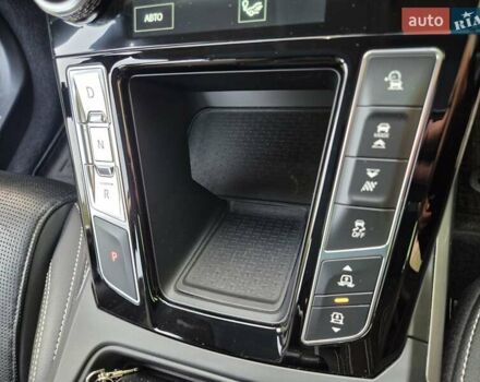 Черный Ягуар I-Pace, объемом двигателя 0 л и пробегом 115 тыс. км за 26500 $, фото 4 на Automoto.ua