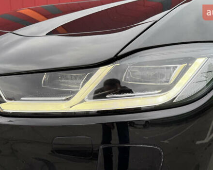 Черный Ягуар I-Pace, объемом двигателя 0 л и пробегом 121 тыс. км за 22500 $, фото 6 на Automoto.ua