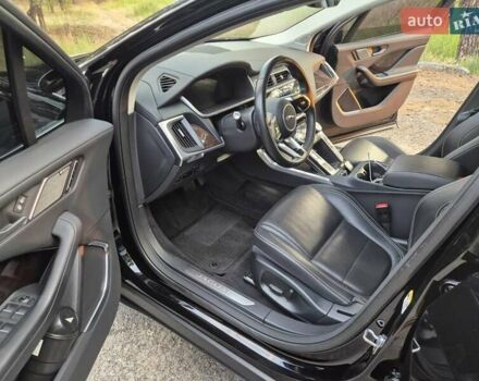 Черный Ягуар I-Pace, объемом двигателя 0 л и пробегом 123 тыс. км за 26500 $, фото 8 на Automoto.ua