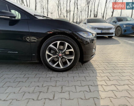 Черный Ягуар I-Pace, объемом двигателя 0 л и пробегом 202 тыс. км за 19100 $, фото 2 на Automoto.ua