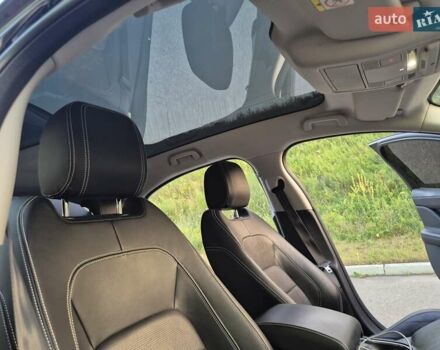Черный Ягуар I-Pace, объемом двигателя 0 л и пробегом 115 тыс. км за 26500 $, фото 10 на Automoto.ua